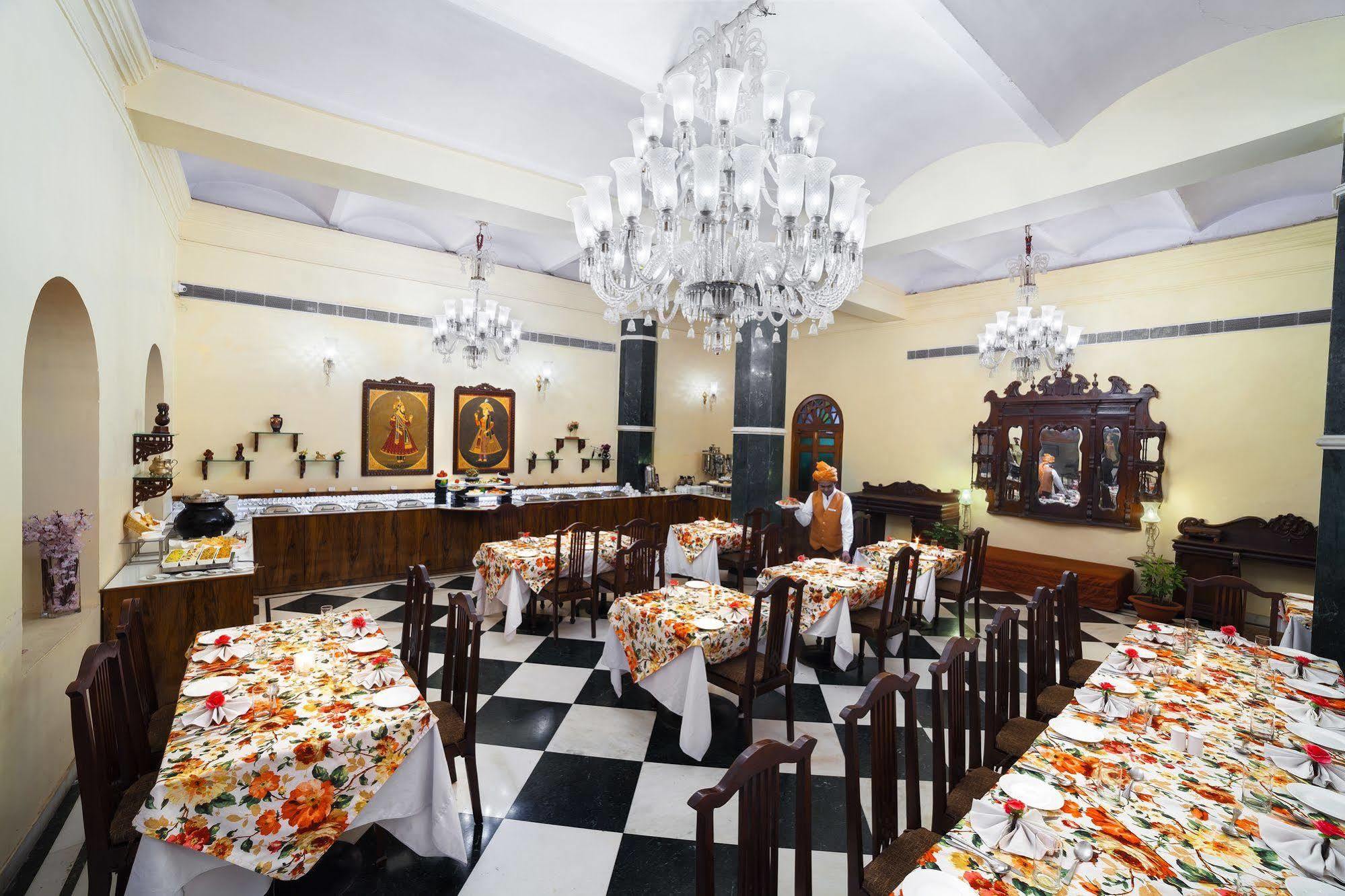 The Grand Imperial - Heritage Hotel Agra (Uttar Pradesh)